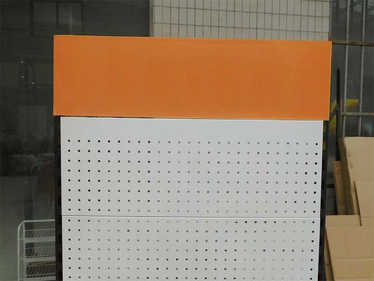 شهادة TUV عرض 650mm بطارية السيارة عرض الرف Pegboard