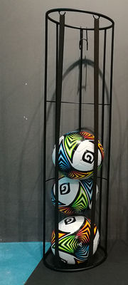 حامل الأرضية H1020mm W270mm Garage Sports Ball Storage ، رف تخزين كرة السلة العمودي